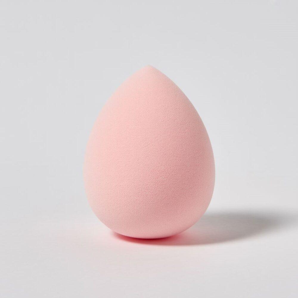 czyszczenie gąbki do makijażu